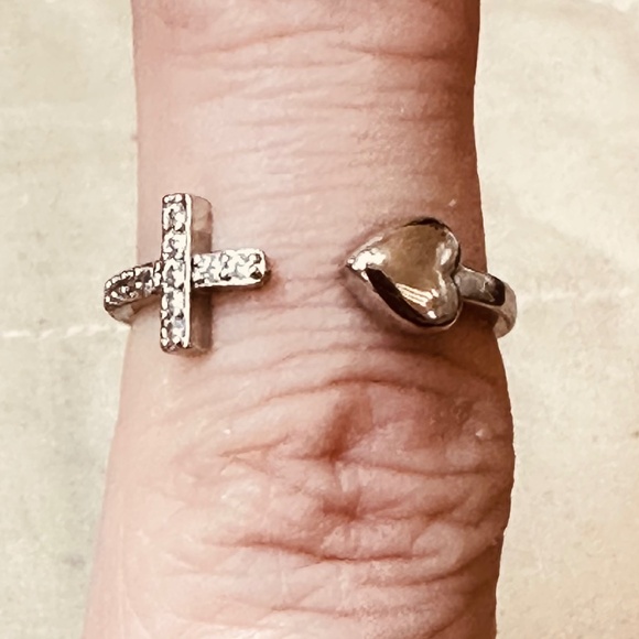 Silver Tone Heart & Cross Ring Open & Adjustable Vintage - Picture 1 of 12